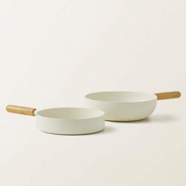 [MODORI] Cream White Frying Pan 24cm – Stir Fry Wok with Wooden Handle, Induction Compatible Cookware for All Stovetops, Ceramic Coating Skillet - Made in Korea